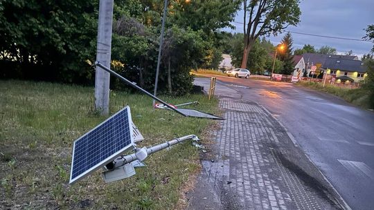 Akt wandalizmu na ul. Sportowej w Sulikowie.