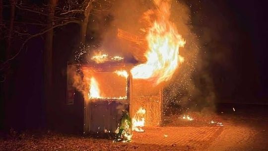 Akt wandalizmu  w Czerwonej Wodzie