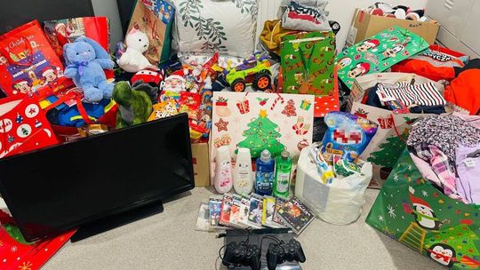 Bogatynia: dzielnicowa inicjatorką pomocy rodzinie z trójką dzieci