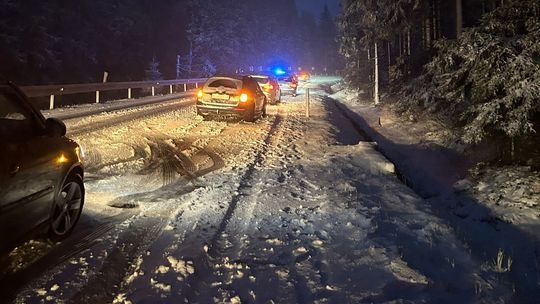 Droga do granicy z Czechami była całkowicie nieprzejezdna Droga do granicy z Czechami była całkowicie nieprzejezdna