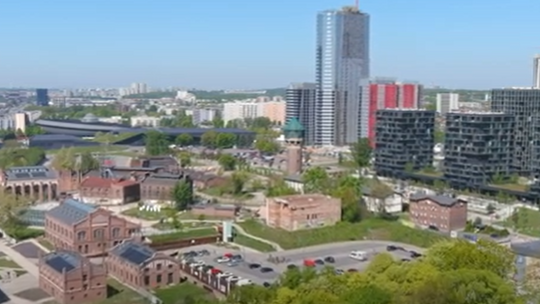 Fundusz Sprawiedliwej Transformacji i transformacja regionalna. Kiedyś hałdy i ruina, teraz teatr i szkoła tańca Fundusz Sprawiedliwej Transformacji i transformacja regionalna. Kiedyś hałdy i ruina, teraz teatr i szkoła tańca