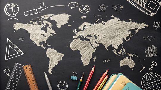Geografia przez zabawę - jak mapy rozwijają orientację przestrzenną i ciekawość świata? Geografia przez zabawę - jak mapy rozwijają orientację przestrzenną i ciekawość świata?