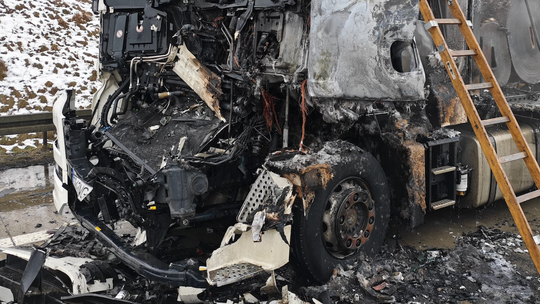 Groźny wypadek na A4 - tir w płomieniach