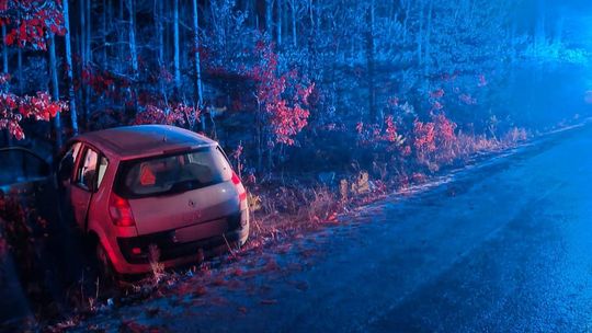 Kolizja na drodze między Drągowiną a Klępiną