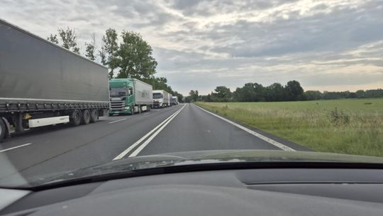 Korek do granicy z Niemcami ma już około 20 kilometrów