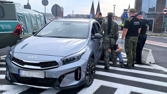 Kradziona KIA zatrzymana na granicy w Słubicach