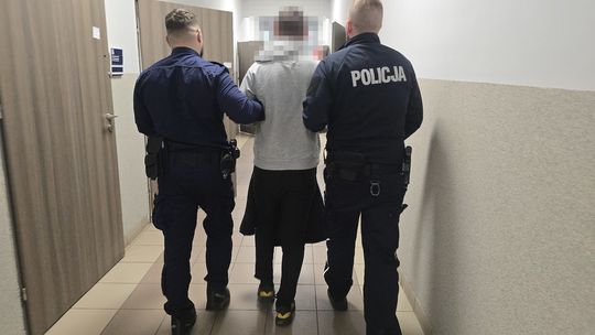 Lubań: biegał po ulicach miasta w kostiumie malarskim i groził ludziom