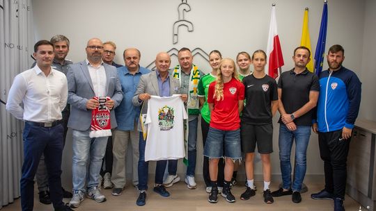 Piłkarskie marzenia dziewczyn spełniają się w Zielonej Górze!