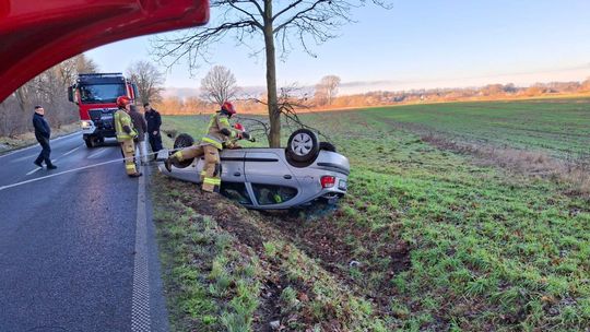 Powiat zgorzelecki: trzy dachowania w ciągu dwóch dni