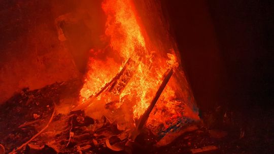 Pożar pustostanu w Pieńsku.