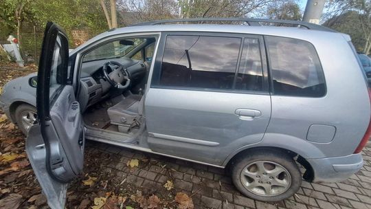 Strażnicy miejscy z Bogatyni udaremnili próbę odjazdu podejrzanym pojazdem Strażnicy miejscy z Bogatyni udaremnili próbę odjazdu podejrzanym pojazdem