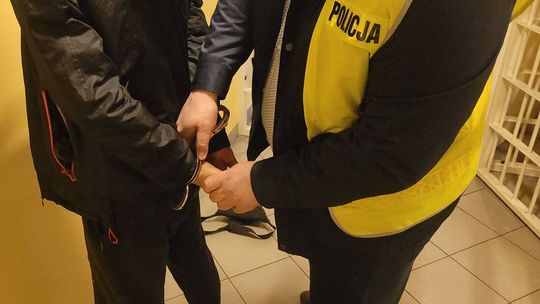 Sulechów: rozbójnicza kradzież w dyskoncie