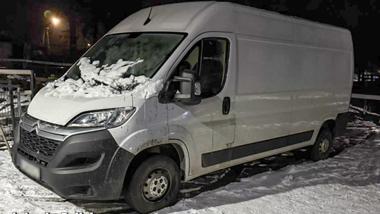 Świebodzin: policjanci odzyskali skradzionego busa Świebodzin: policjanci odzyskali skradzionego busa