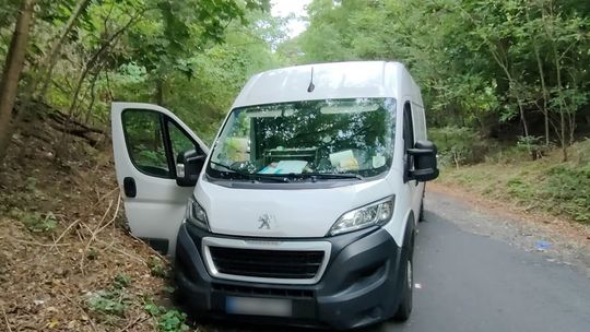 Transgraniczny pościg. Odzyskano busa