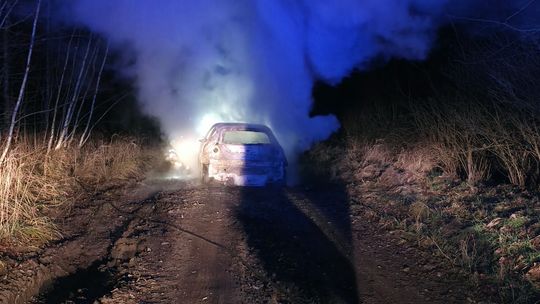 Urad: samochód spłonął doszczętnie