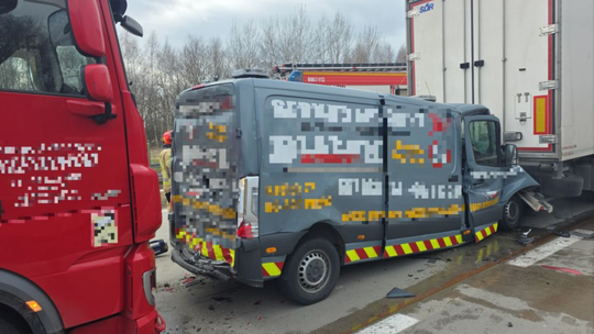 Z ostatniej chwili: uwaga kierowcy utrudnienia na A4