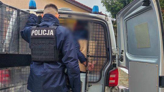 Żary: policjanci zatrzymali 40-latka, który zostawił walizkę na dworcu