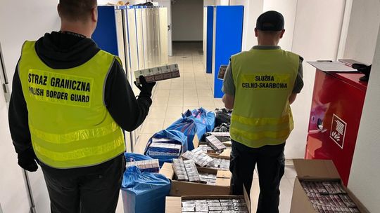 Zgorzelec: Funkcjonariusze przejęli ponad milion nielegalnych papierosów – 51-latek zatrzymany