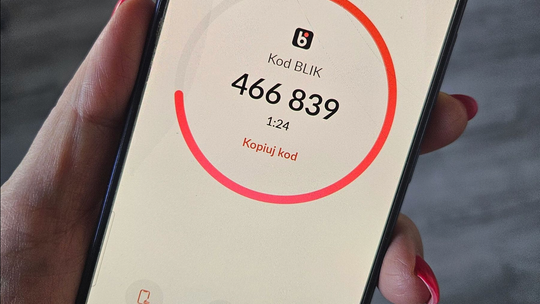 Zielona Góra: chciała pomóc mamie, straciła 2400 zł