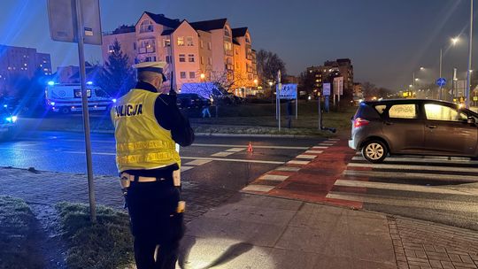 Zielona Góra: kolejne niebezpieczne zdarzenie z udziałem kierowcy i nastolatka na hulajnodze