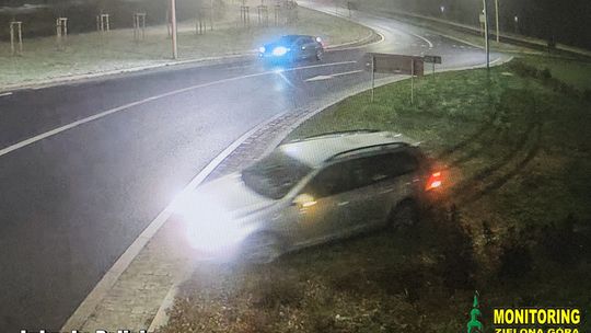 Zielona Góra: Pijany 29-latek przejechał rondo na wprost! [WIDEO]