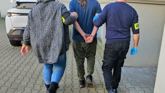 Zielona Góra: podejrzani o napad i włamanie zatrzymani