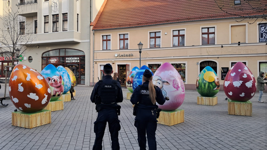 Zielona Góra: wielkanocna atmosfera przyciąga klientów i kieszonkowców