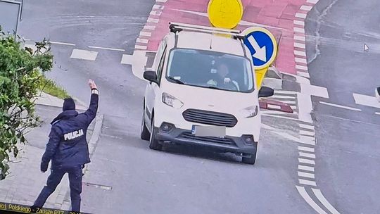 Zignorował znak i „wjechał” w kłopoty
