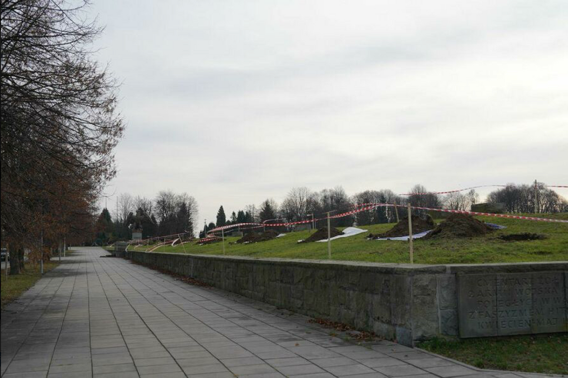 130 tysięcy na 96 nowych drzew wokół cmentarza 130 tysięcy na 96 nowych drzew wokół cmentarza