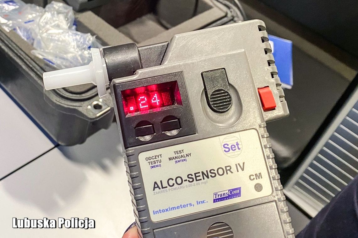 Autostrada A2: cztery osoby prowadziły po alkoholu