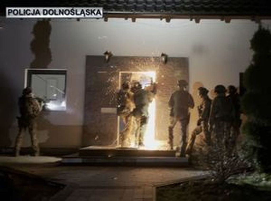 Bogatynia: Rozbita zorganizowana grupa przestępcza [WIDEO]