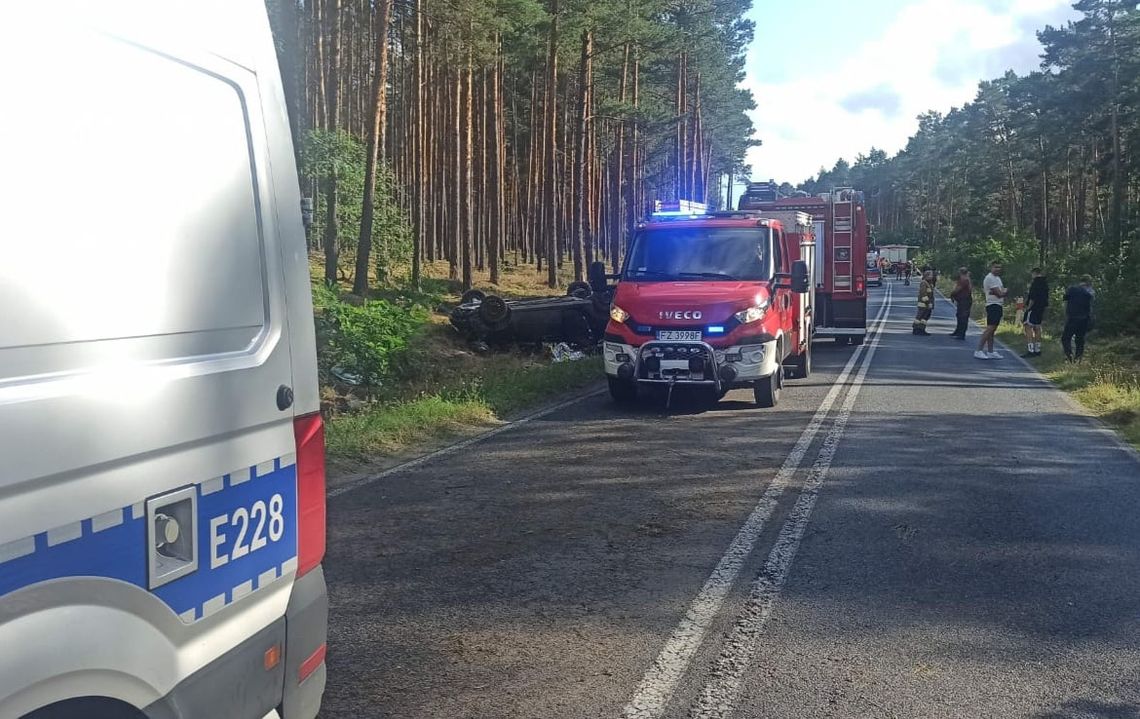 Dachowanie opla na trasie Nowogród Bobrzański - Żagań