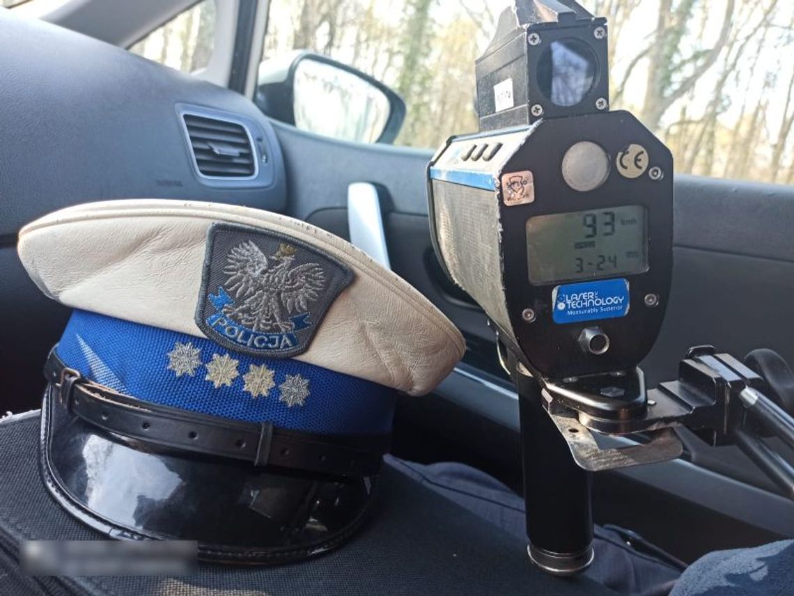 Gmina Sulików: pijany 46-latek wjechał do rowu