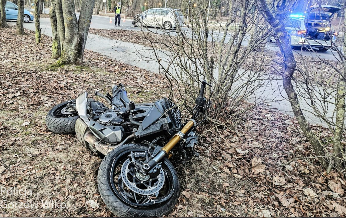 Gorzów Wielkopolski: wypadek z udziałem osobówki i motocykla