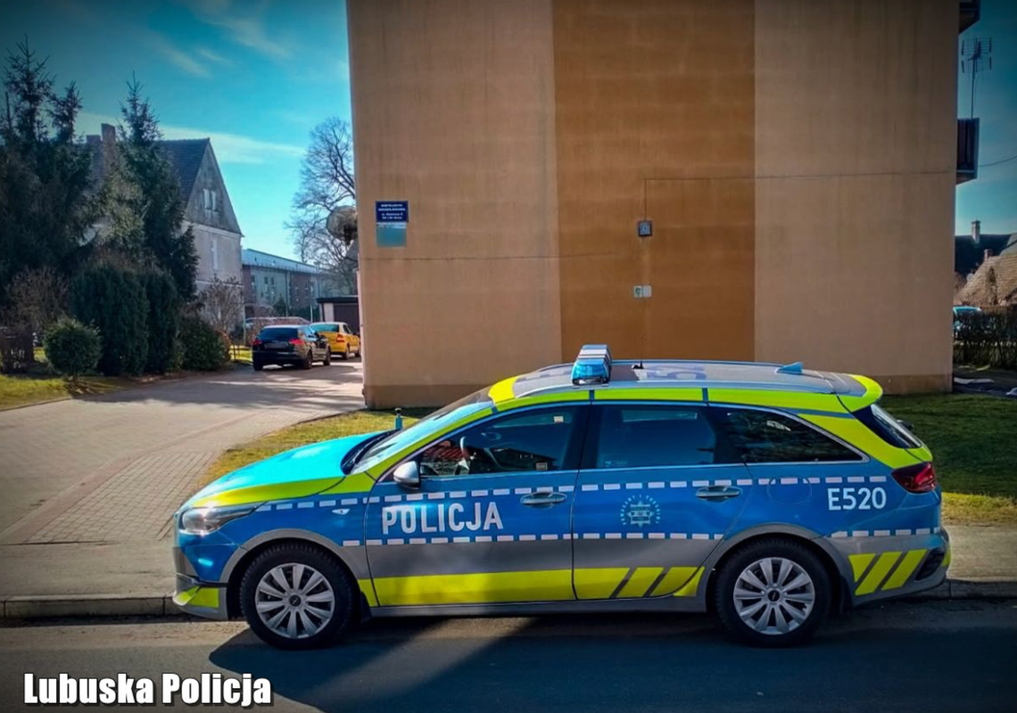 Iłowa: z mieszkania ulatniał się gaz