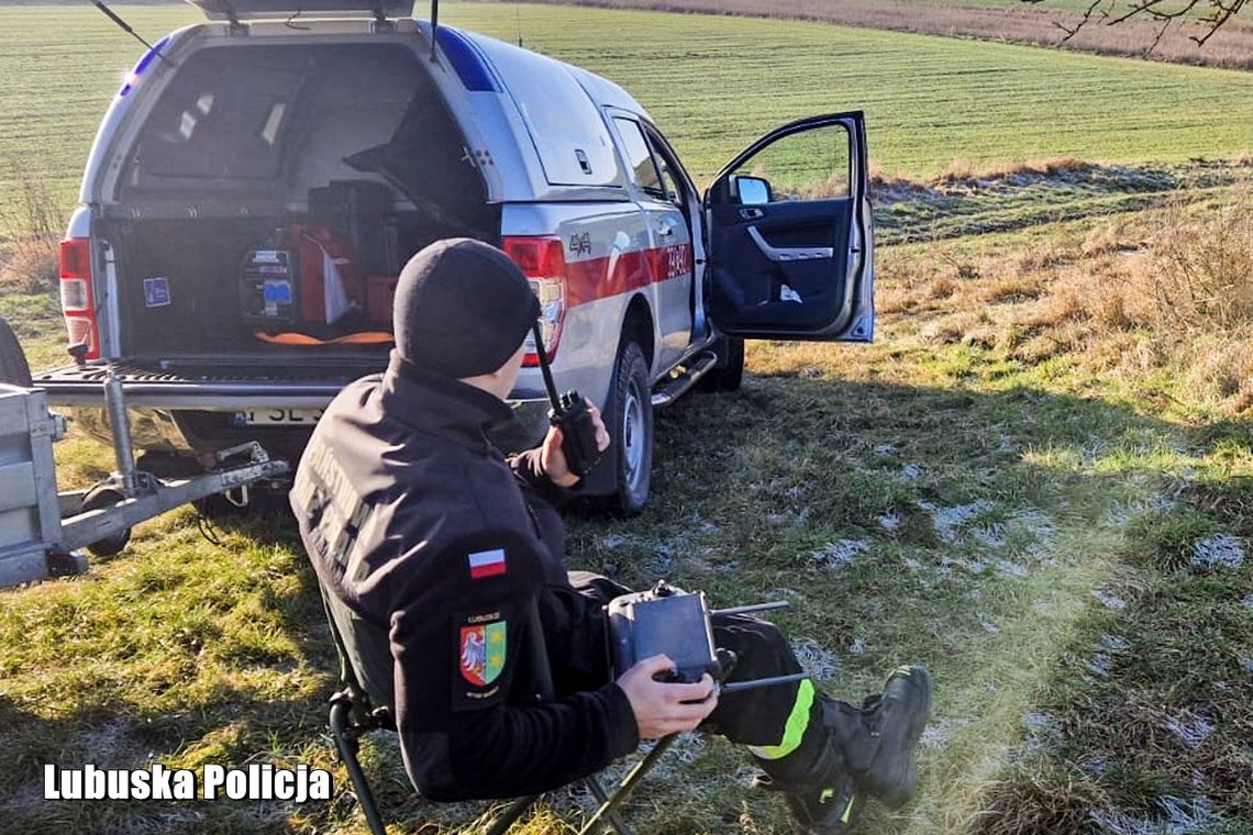 Kolejny dzień poszukiwań 20-latka. Policja apeluje do kierowców o nagrania z wideorejestratorów