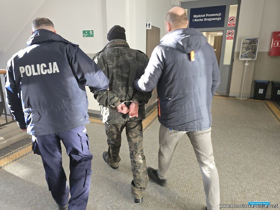 Leśna: zatrzymanie sprawcy przemocy domowej