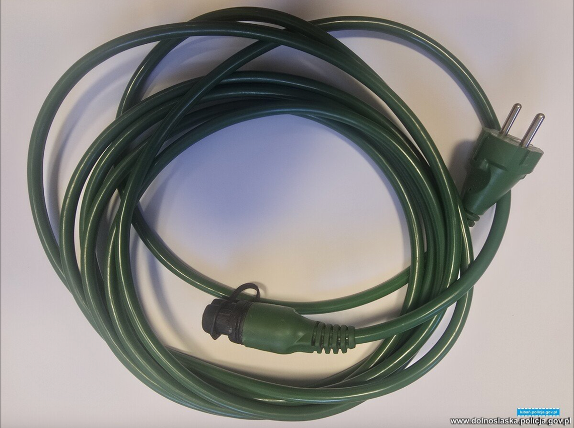 Lubań: ukradł kabel z karetki