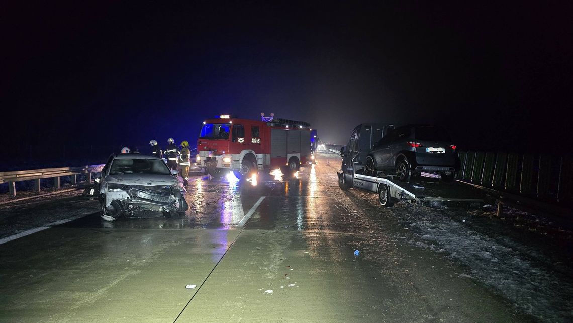 Nocna kolizja na autostradzie A4