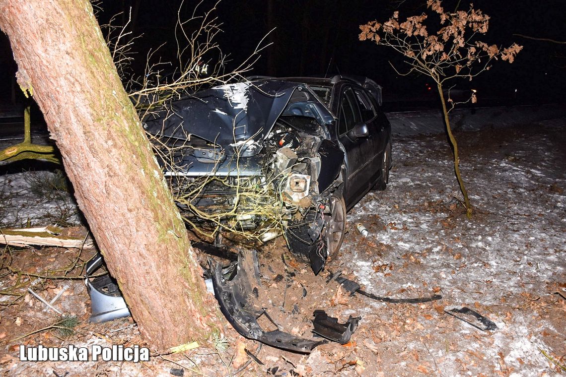 Nowa Sól: pijany, poszukiwany z zakazem przewoził dwójkę dzieci