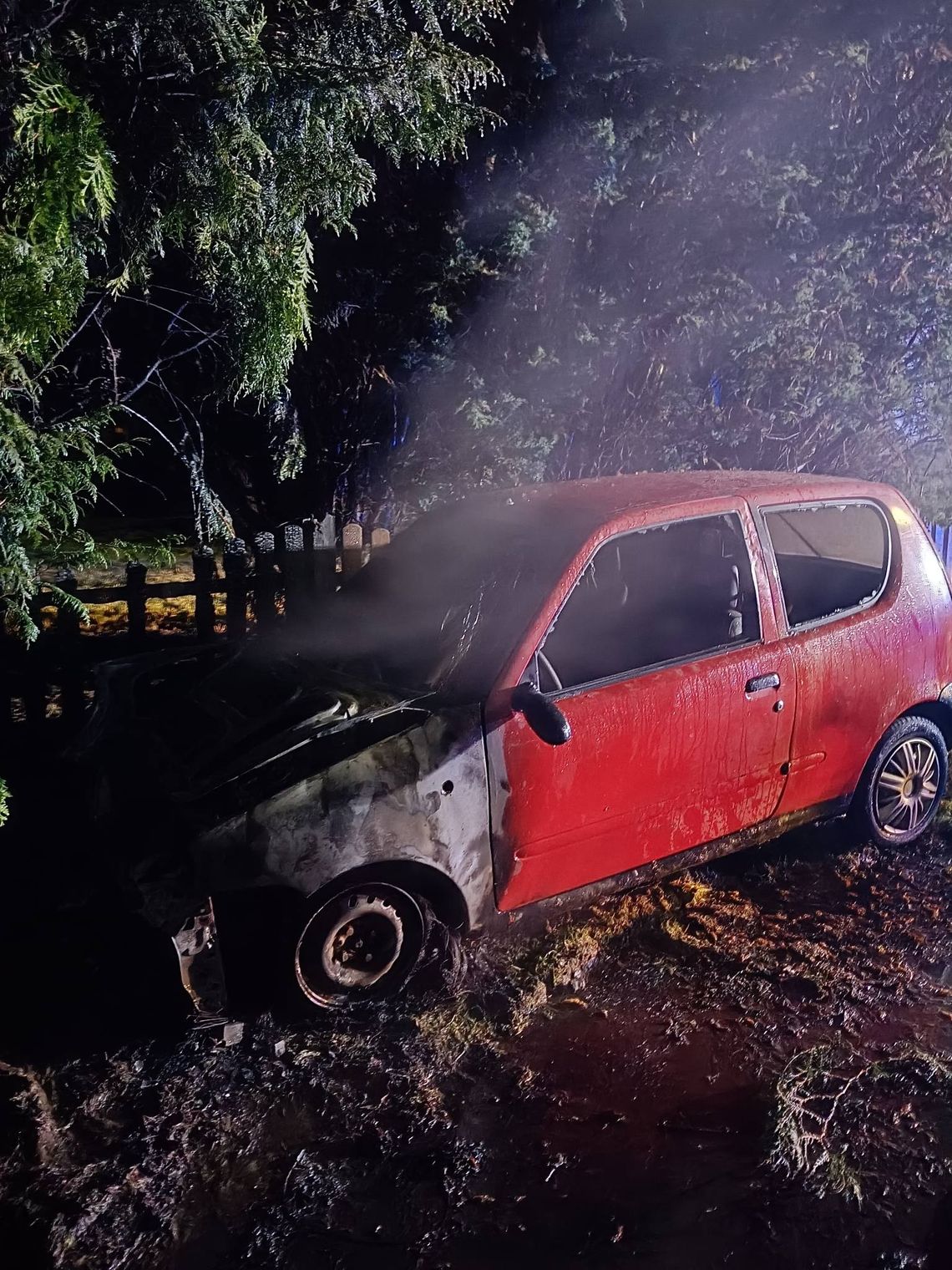 Olszyna: wczorajszy pożar osobówki Olszyna: wczorajszy pożar osobówki