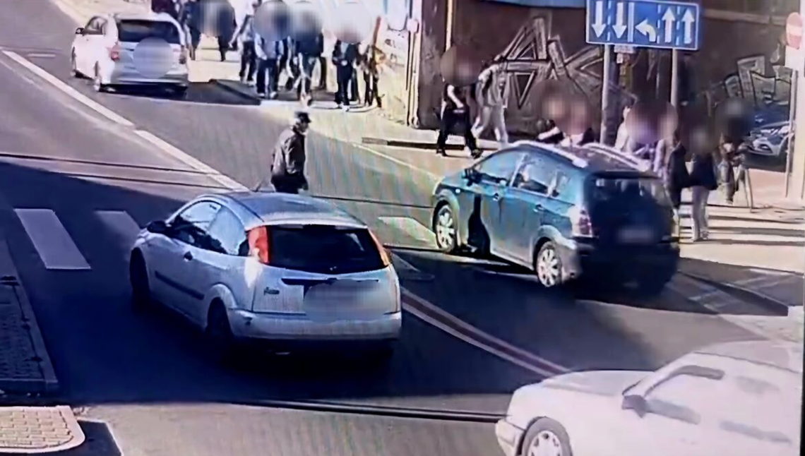 Policja Zielona Góra: "Pieszy na przejściu nigdy nie powinien być zaskoczeniem dla kierowcy"