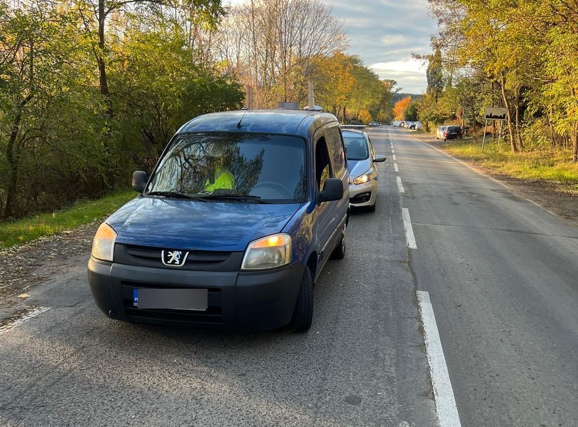 Policjant po służbie zatrzymał kierowcę z dwoma zakazami Policjant po służbie zatrzymał kierowcę z dwoma zakazami
