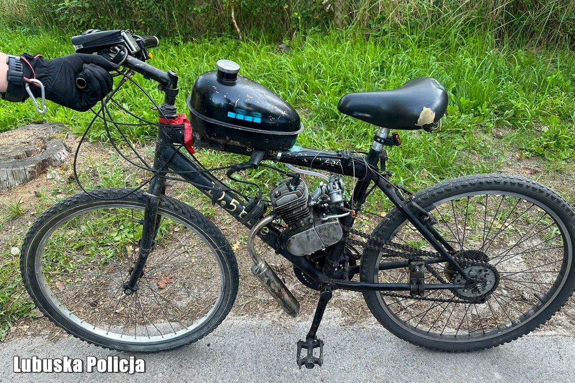 Postanowił „zmotoryzować” zwykły rower
