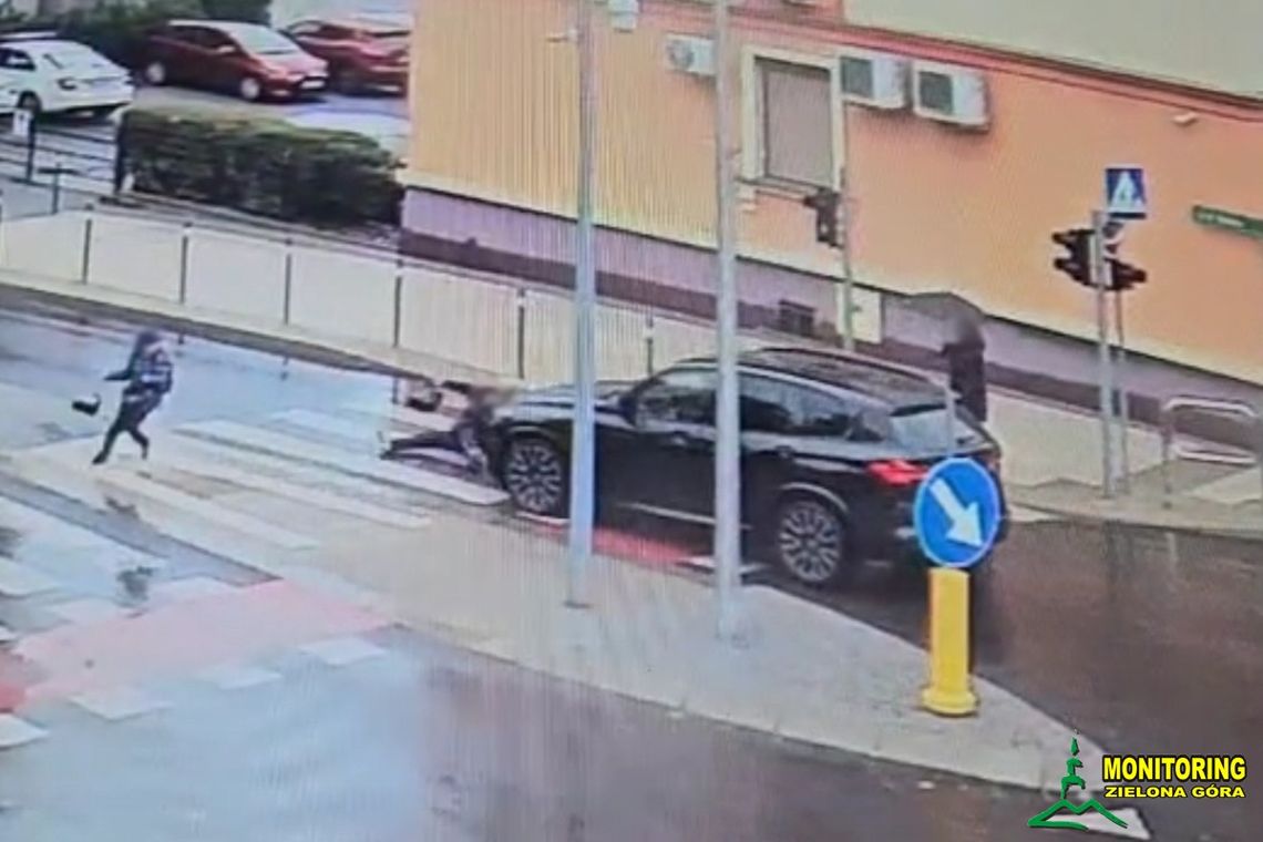 Potrącenie na pasach w Zielonej Górze [WIDEO]