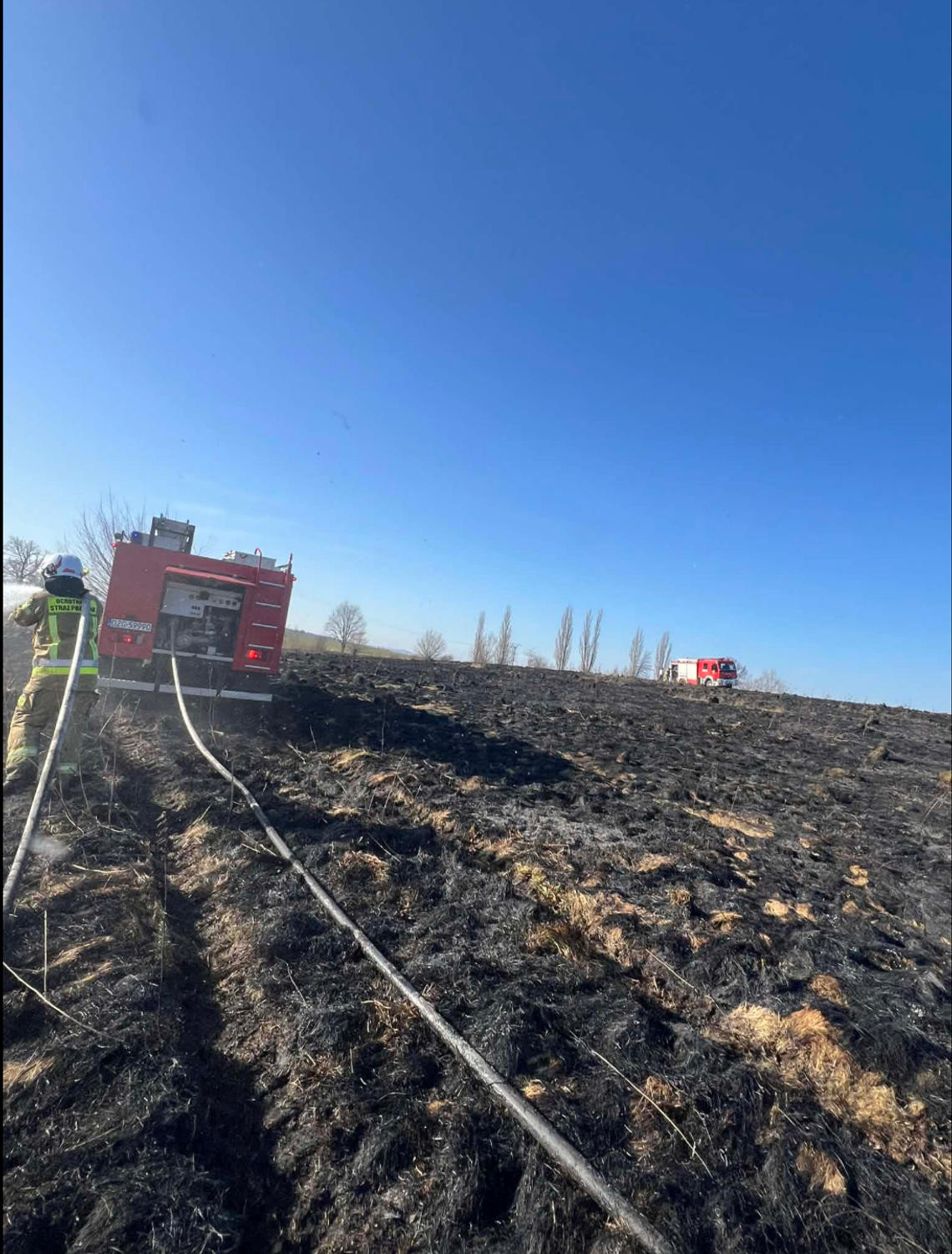 Pożar nieużytków rolnych w Małej Wsi Górnej Pożar nieużytków rolnych w Małej Wsi Górnej