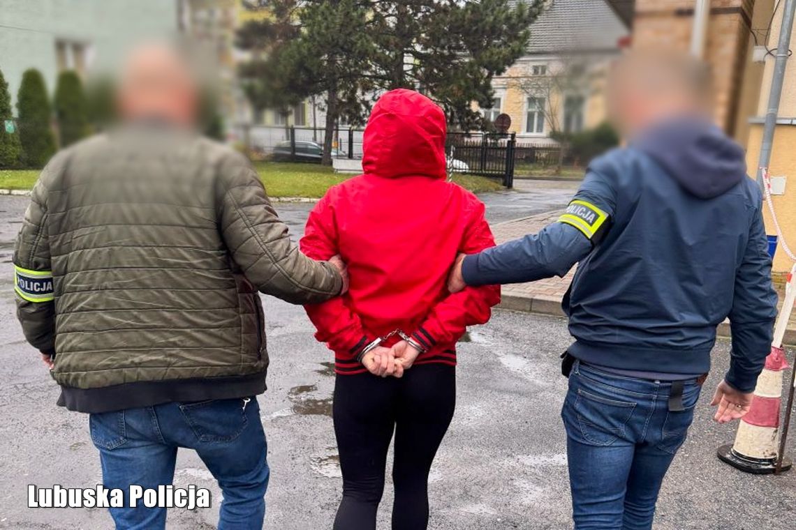 Sulechów: policjanci zatrzymali dwie osoby odpowiedzialne za liczne kradzieże sklepowe Sulechów: policjanci zatrzymali dwie osoby odpowiedzialne za liczne kradzieże sklepowe