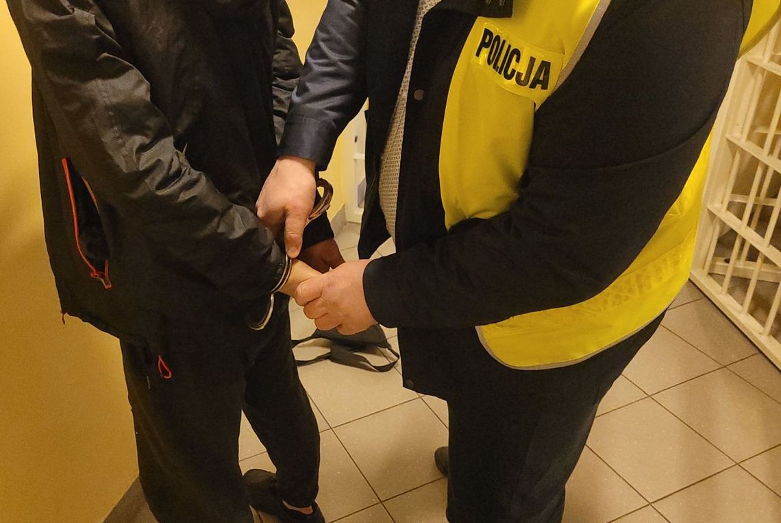 Sulechów: rozbójnicza kradzież w dyskoncie Sulechów: rozbójnicza kradzież w dyskoncie