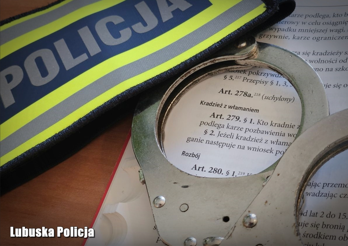 Sulechów/Babimost: włamywacz zostawił dowód osobisty w miejscu włamania Sulechów/Babimost: włamywacz zostawił dowód osobisty w miejscu włamania