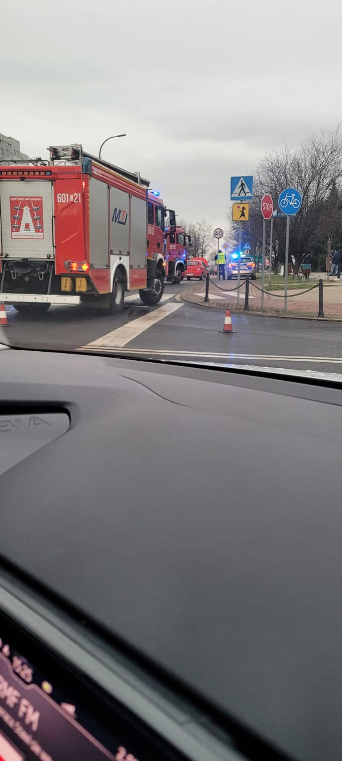 Ul. Kościuszki w Zgorzelcu: zderzenie trzech samochodów osobowych